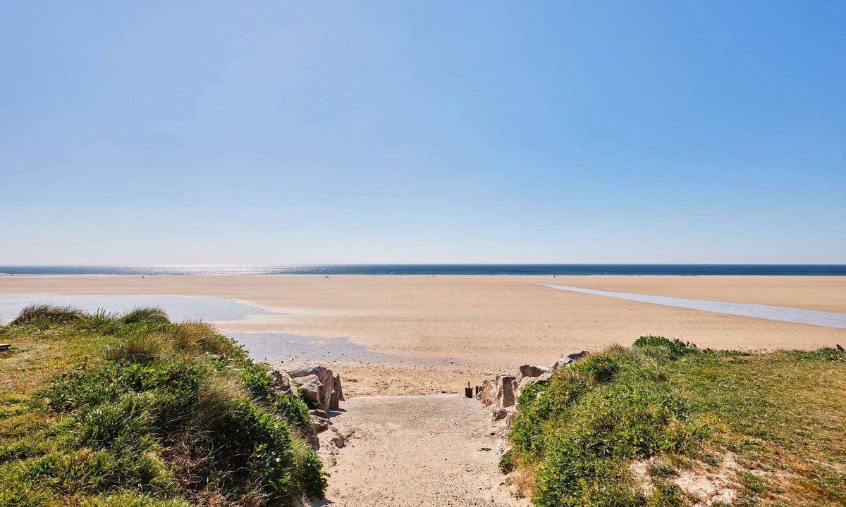 Les Pieux House | Super Octalia (camping 5*) by Interhome