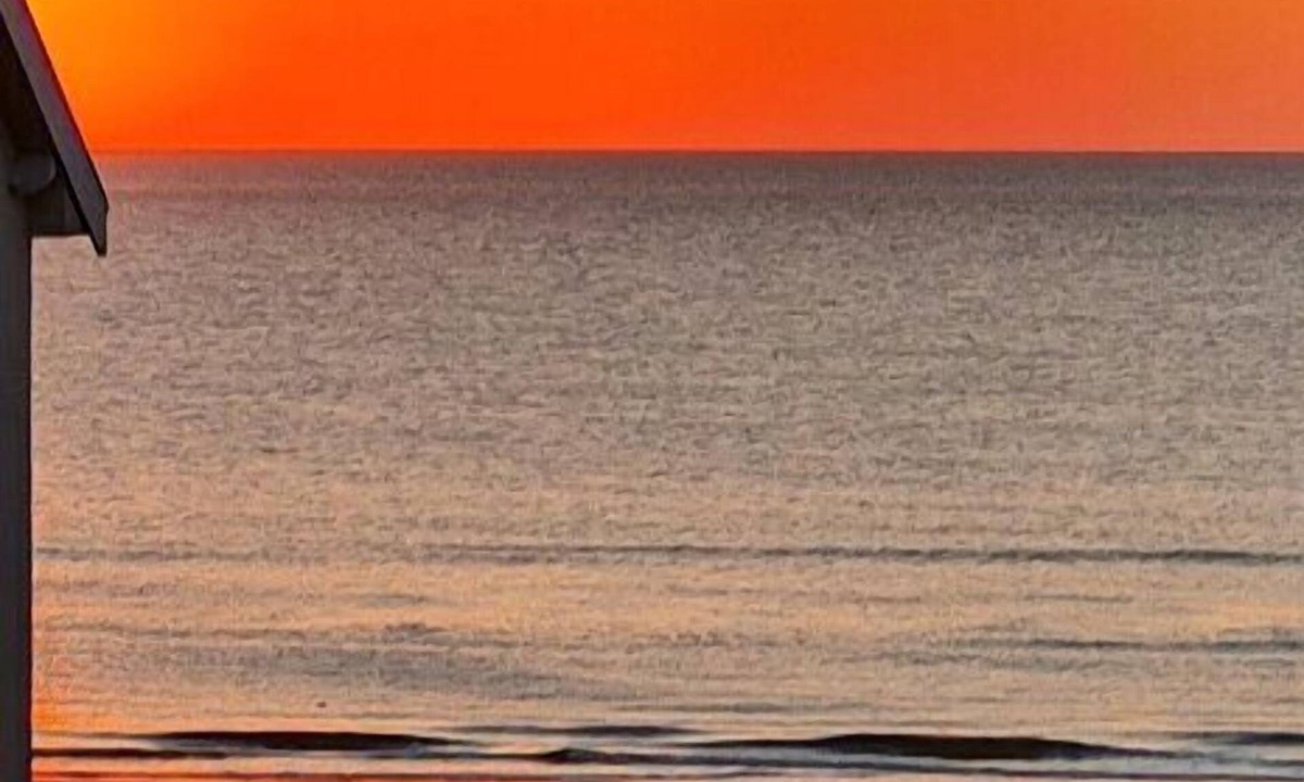 Fort-Mahon-Plage Apartment | Super studio 4 people, facing the sea, close to the beach + parking.