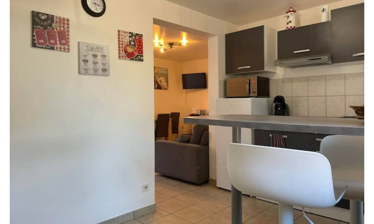 Saint-Pierre-de-Plesguen Apartment | Superb 2/4 person studio with terrace
