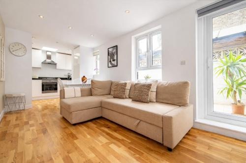 Nottingham City Centre Apartment | Superb 2 Bed Apartment in Battersea