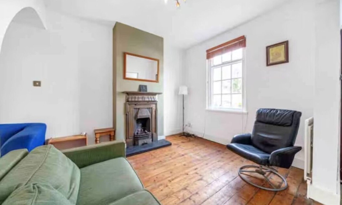 Northfield House | Superb 3 Bed home