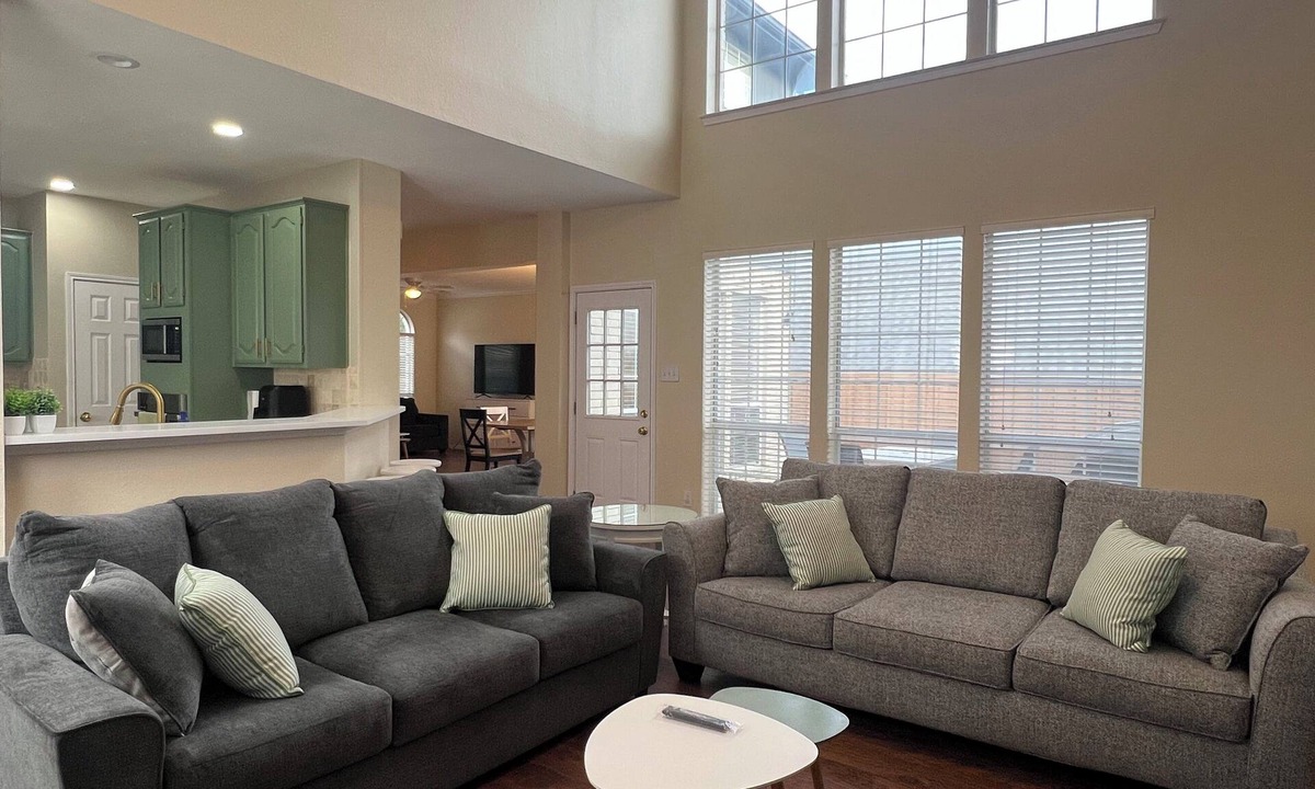 North Central Carrollton House | Superb 4-bedroom house on George Bush Tpk, Carrollton