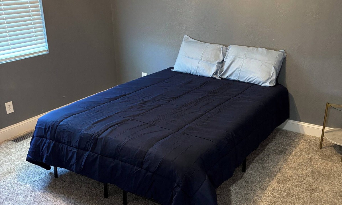 Whitney House | Superb 4-bedroom house with AC in Whitney