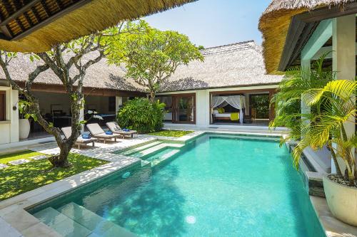 Legian Villa | Superb and Elegant 3-Bedroom Villa Close to the Beach