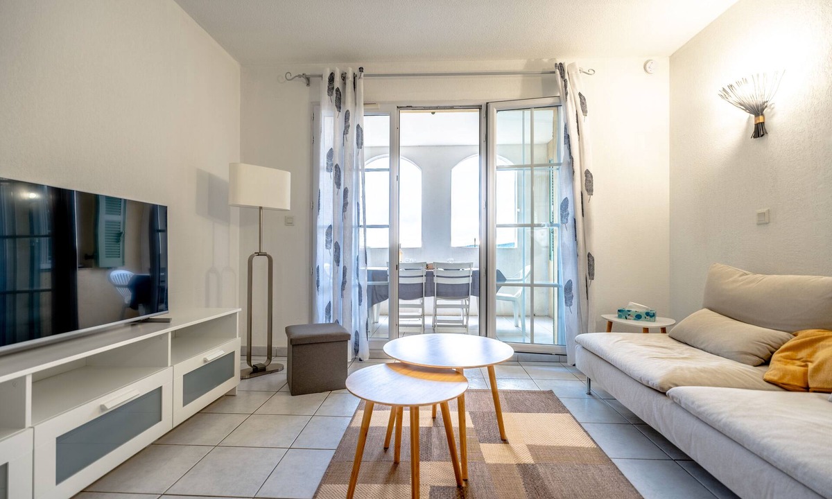 Preconil Apartment | Superb apartment with swimming pool