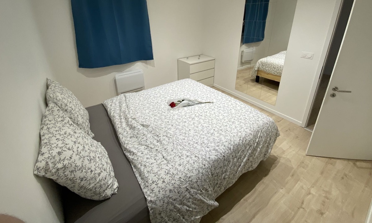 Niedermodern Apartment | Superb apartment with spa bath