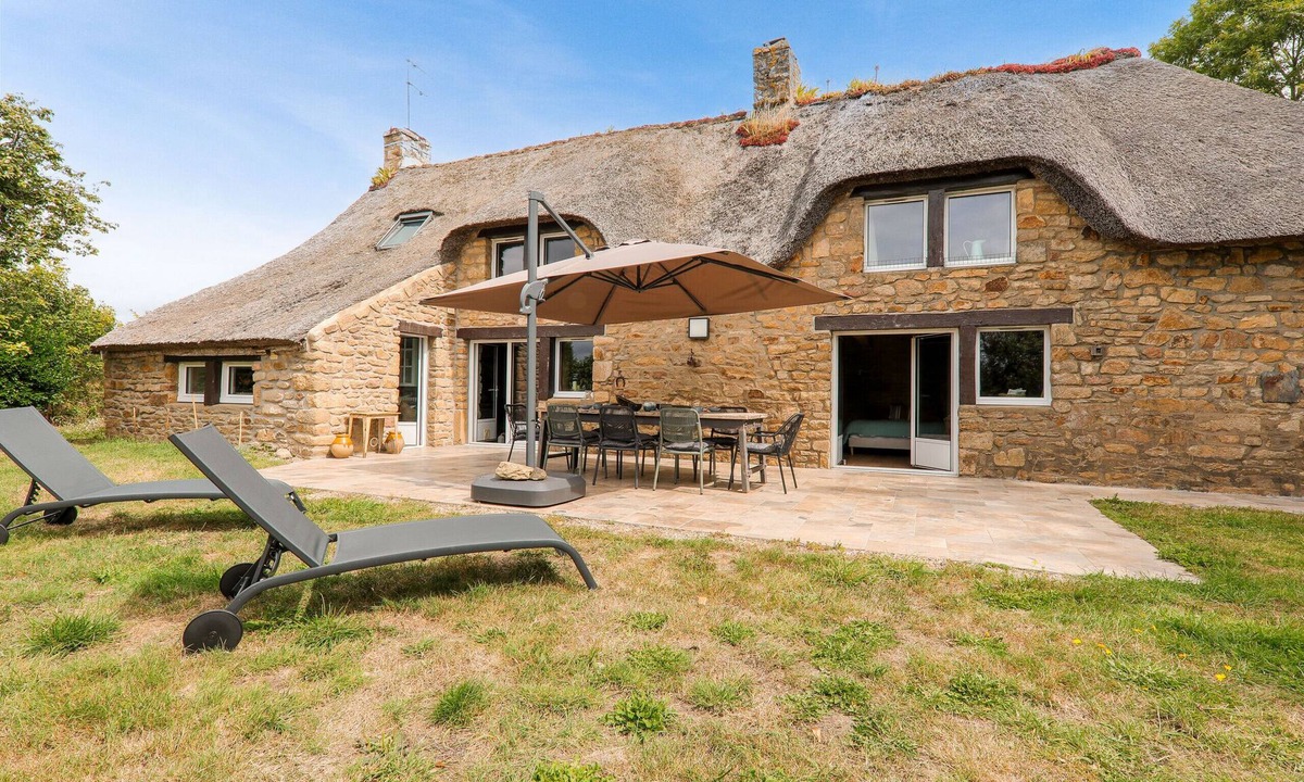 Plougoumelen Ski Chalet | Superb cottage for 6 surrounded by nature