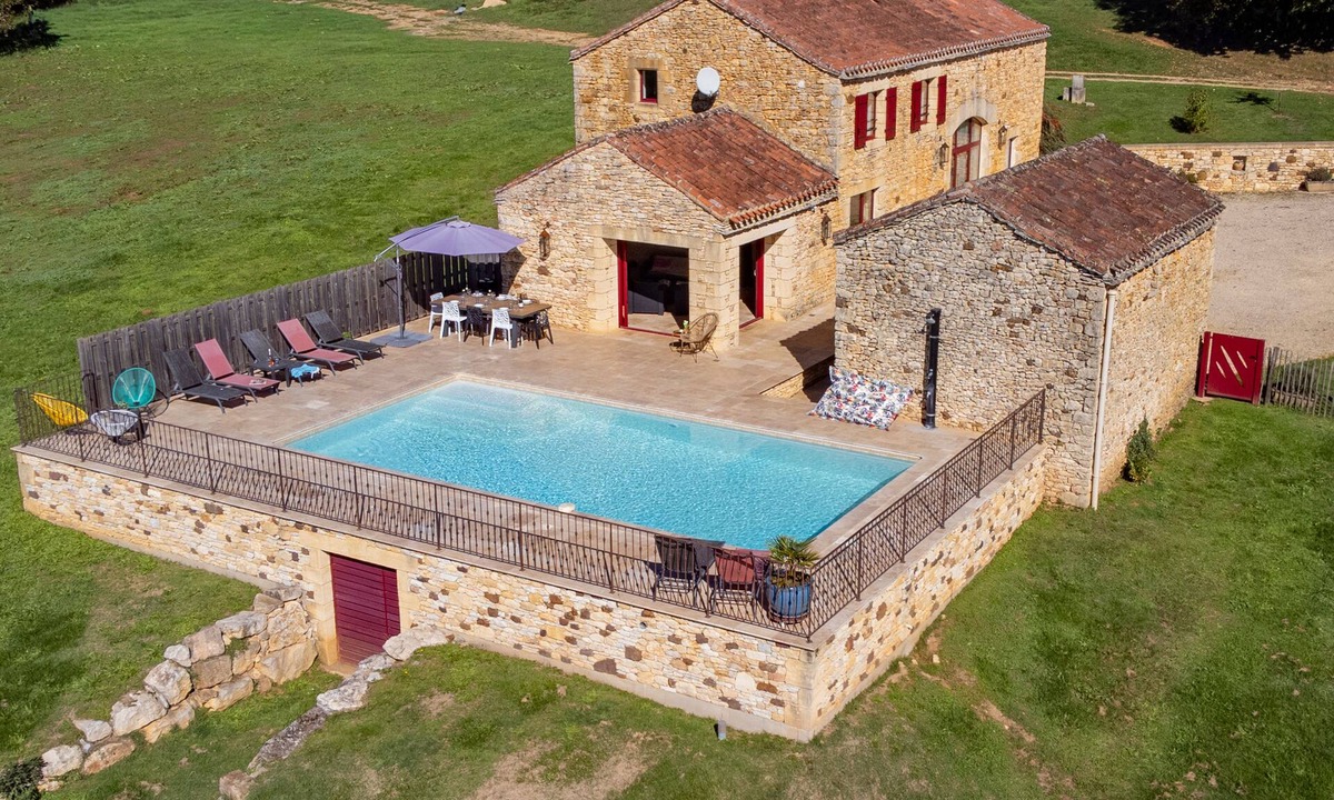 Prats-du-Perigord House | Superb high-end gite, private pool and views