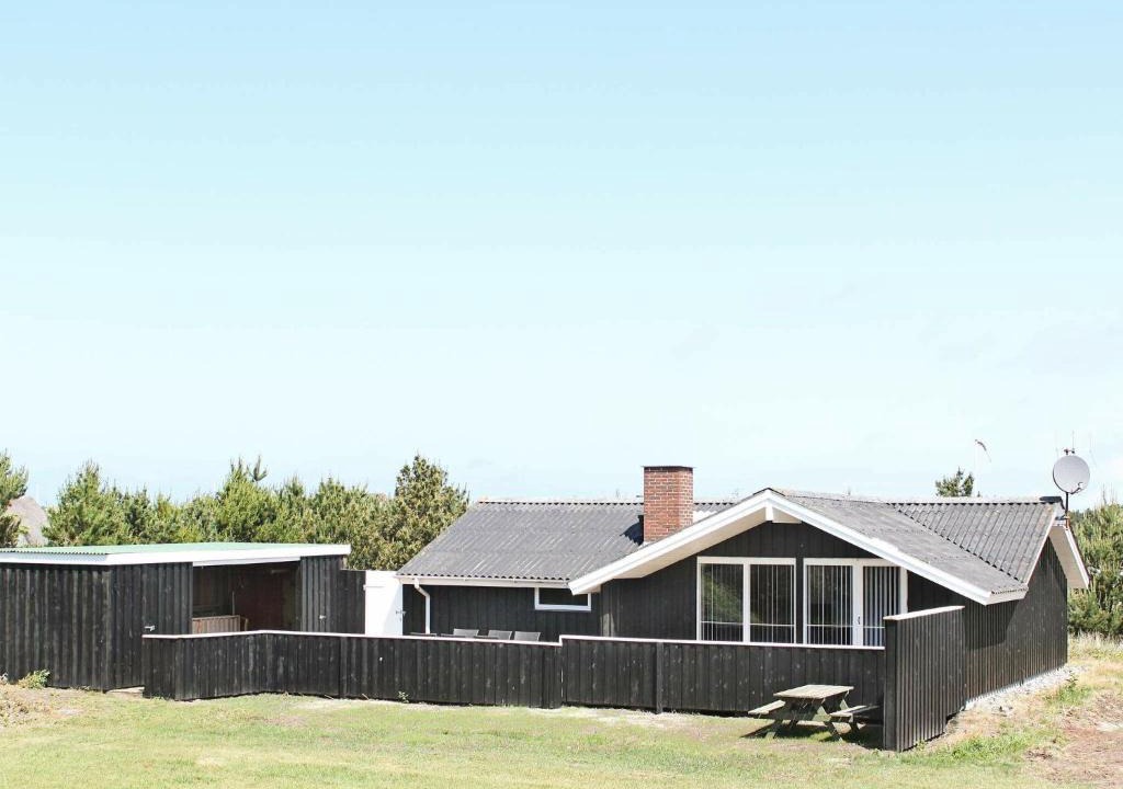 Vejers Strand House | Superb Holiday Home in Vejers Strand with Sauna