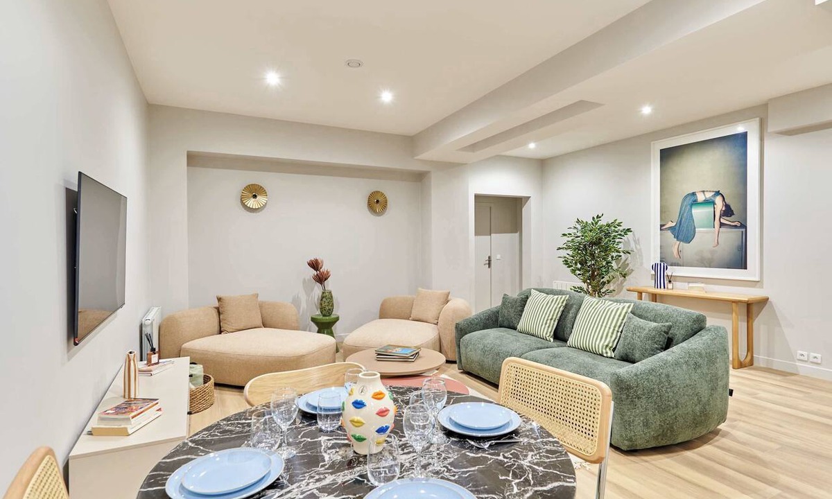 Strasbourg -Saint-Denis Apartment | Superb New Apartement Center of Paris by Studio Prestige