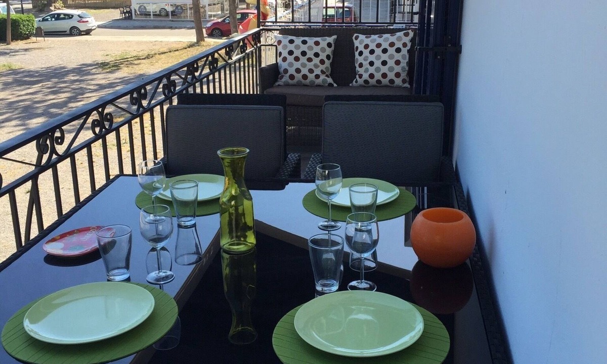 Vilanova I la Geltru Apartment | SUPERB SEAFRONT APARTMENT