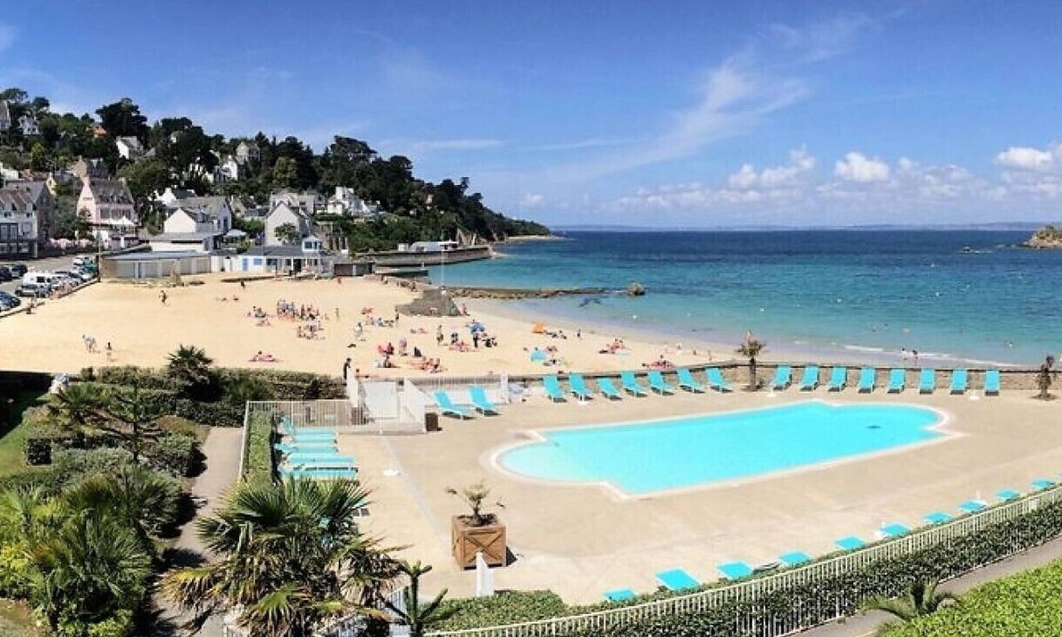 Treboul Apartment | Superb sea view with pool