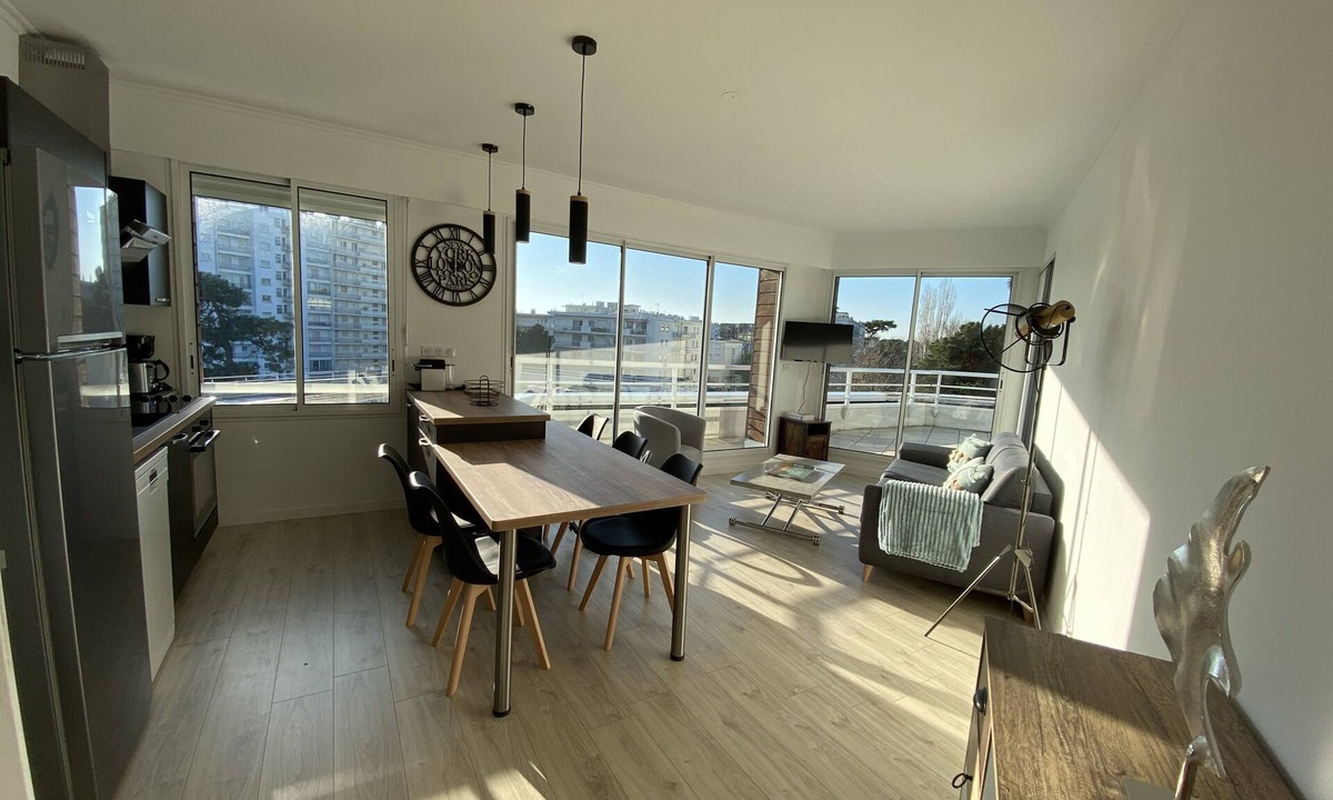 La Baule-Escoublac Apartment | SUPERB T3 LA BAULE 50 M FROM THE SEA
