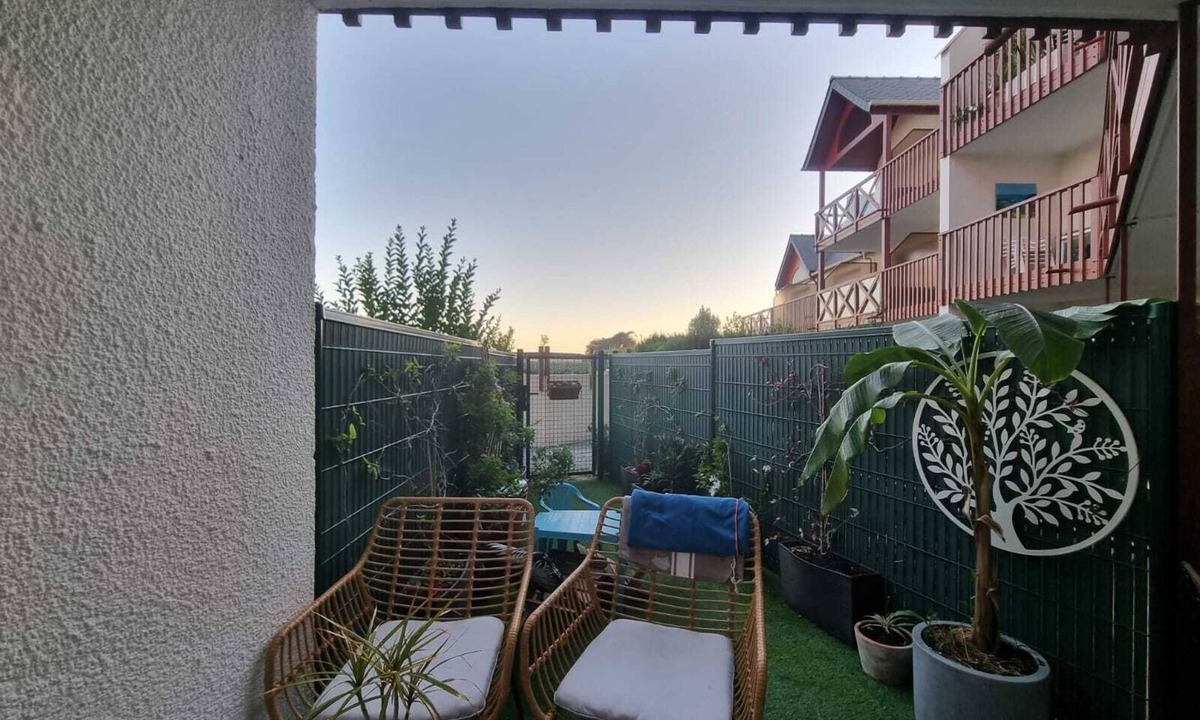 Guerande Apartment | Superb T3 R.D.Jardin La Baule Heated swimming pool