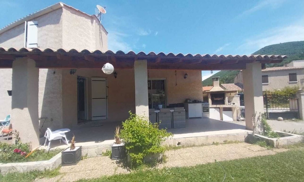 Digne-les-Bains Villa | Superb Villa, close to the lake and Alexandra David Neel Foundation