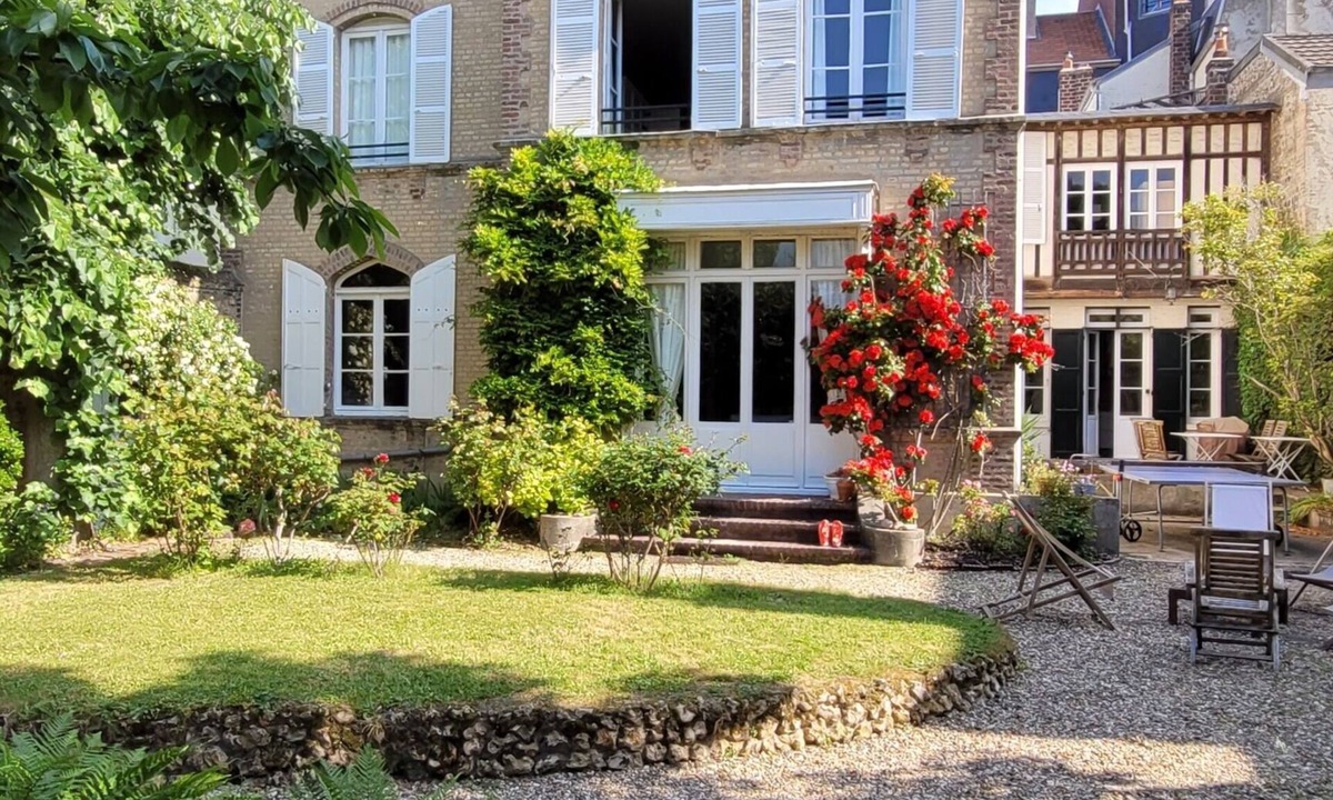 Cote Ouest Ormeaux Villa | SUPERB VILLA CLOSE TO THE BEACH