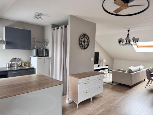 Cambrai Apartment | Superbe appart sur la place