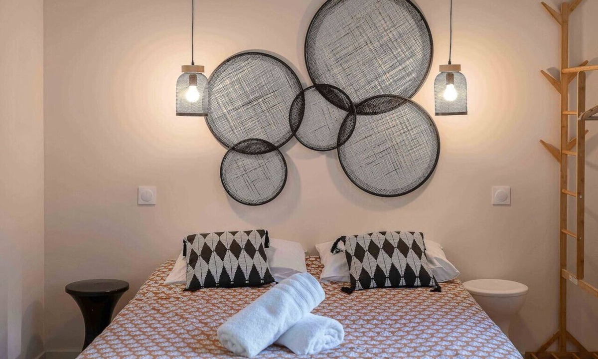 Vieux Vichy Apartment | Superbe appartement climatisé dans immeuble classé