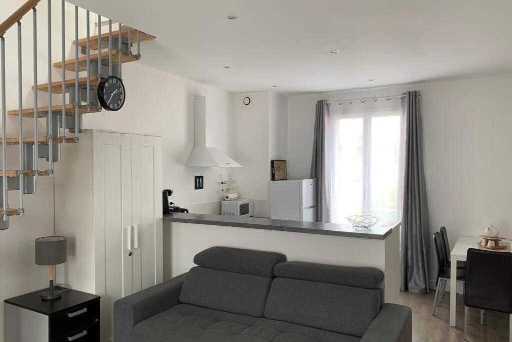 Tours Apartment | Superbe appartement duplex meublé avec gout 1 chambre