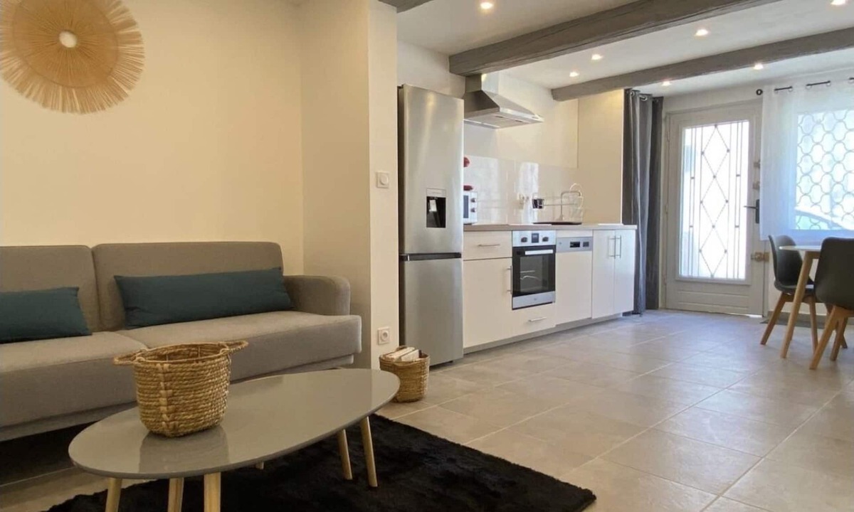 Beaux Arts-Boutonnet Apartment | Superbe Appartement Climatisé Avec Patio