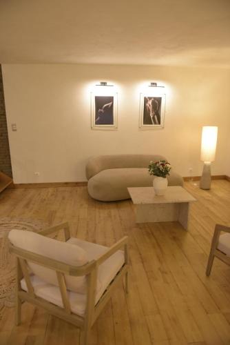 Carbonne Apartment | Superbe appartement loveroom avec balnéo Dolce notte