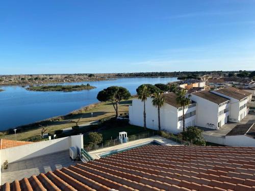 Le Grau-Du-Roi Apartment | Superbe duplex, piscine, vue panoramique - 5 pers. - FR-1-874-19