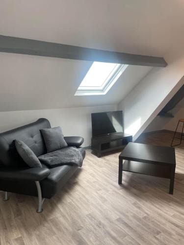 Sedan Apartment | Superbe loft neuf - 1 chambre- face au Château - RIMBAUD