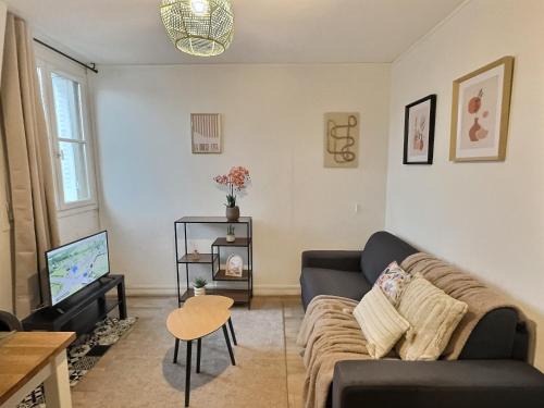 Senlis Apartment | Superbe studio Cosy pour une ESCAPADE au Coeur de Senlis-Idéal pour Couples Voyageurs & Professionnels