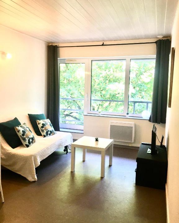 Maubeuge Apartment | Superbe studio Hyper centre proche centre hospitalier