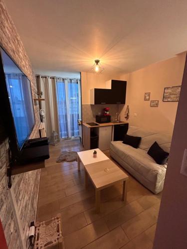 Laxou Apartment | Superbe studio neuf avec balcon