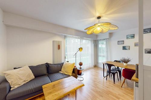 Hauts-Paves - Saint-Felix Apartment | Superbe T2 avec parking privé au cœur de Nantes