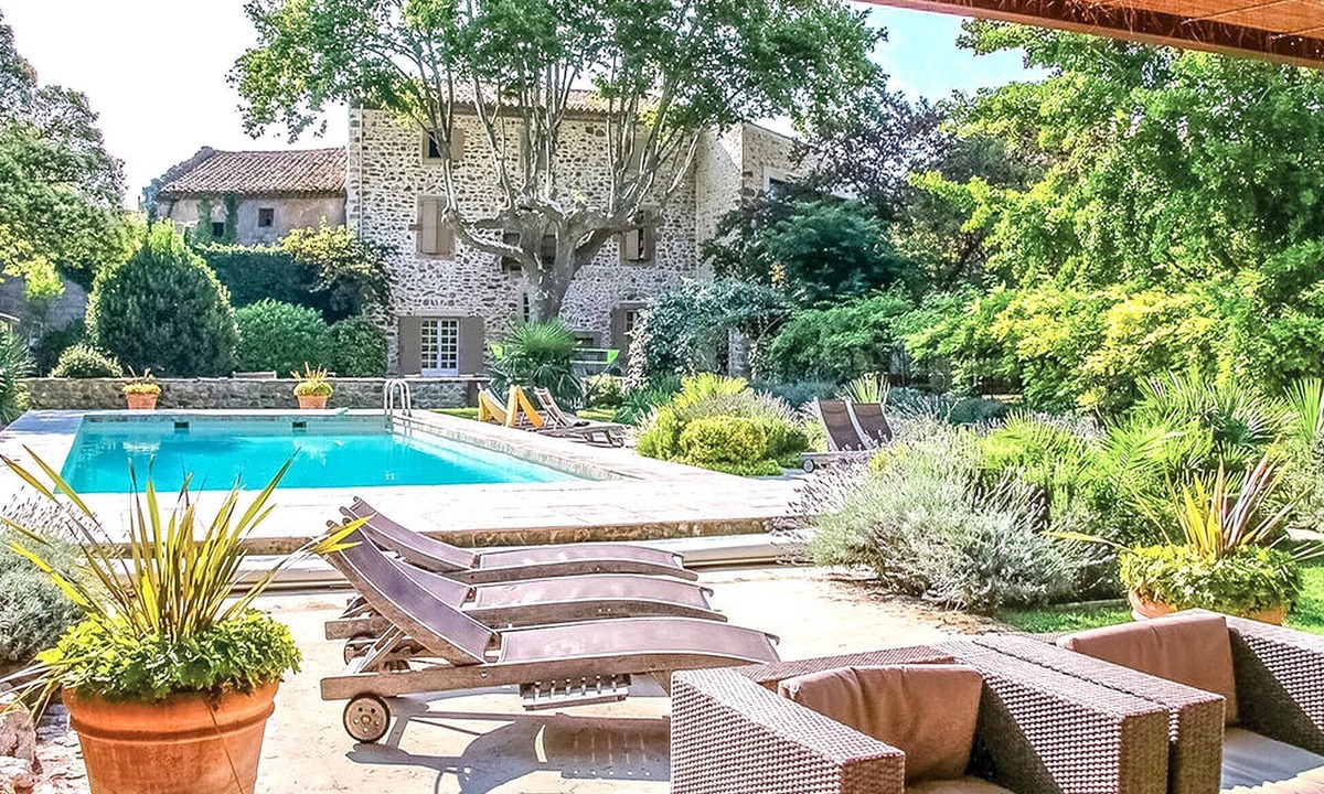 Thezan-des-Corbieres House | Superbe villa piscine