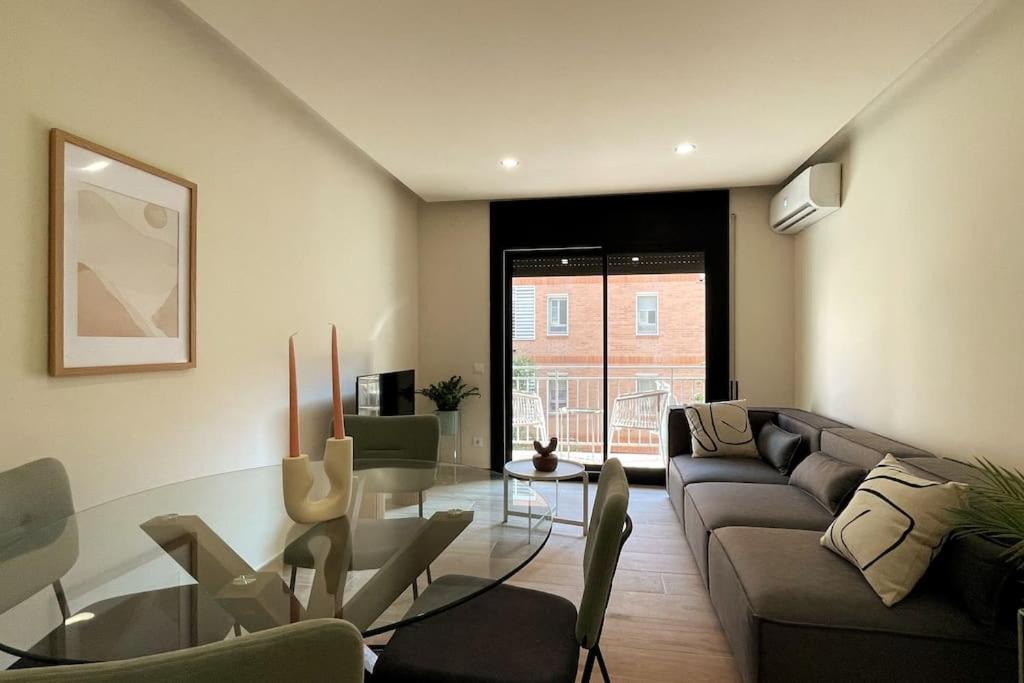 Sant Adria de Besos Apartment | Superflat near beach 15' center