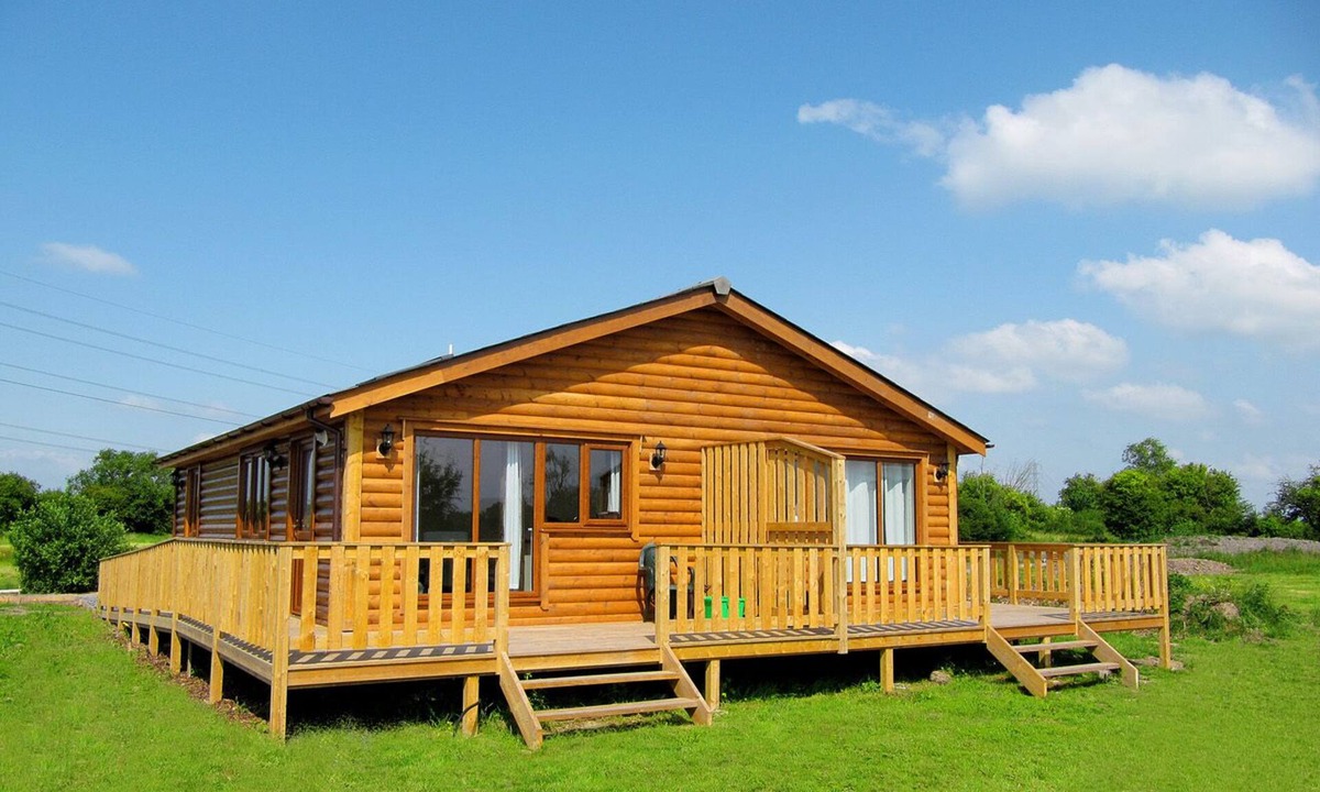 Bridgwater Apartment | Superior One bed Lakeside apartment