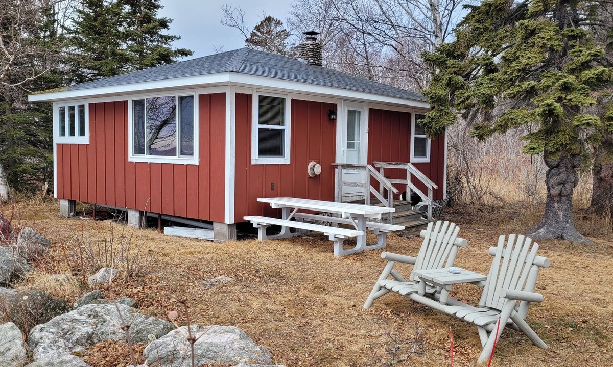 Tofte Cabin | Superior Reflections Cabin #1