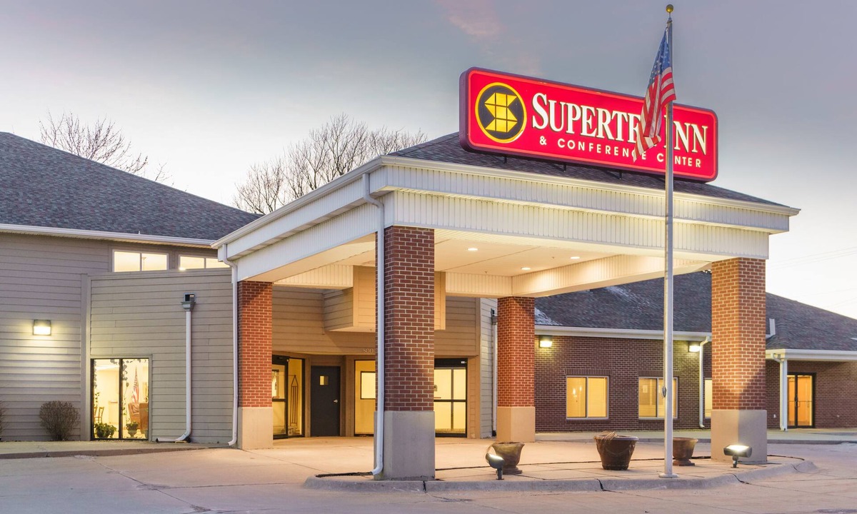 Creston Hotel | Supertel Inn & Conference Center