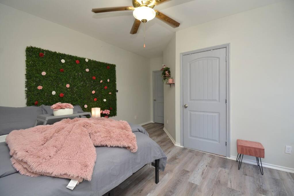 Greater East End Apartment | SuperValue Suite #8 @ East End Revitalized