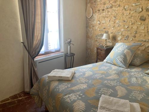 Saint-Sauveur-en-Puisaye Apartment | Sur Les Ailes du Papillon-Le Duplex