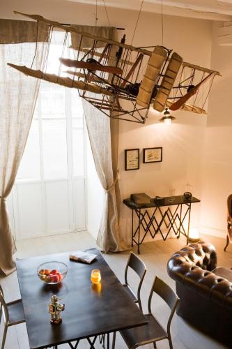 Quai de la Fosse Apartment | Sur les pas de Jules Verne