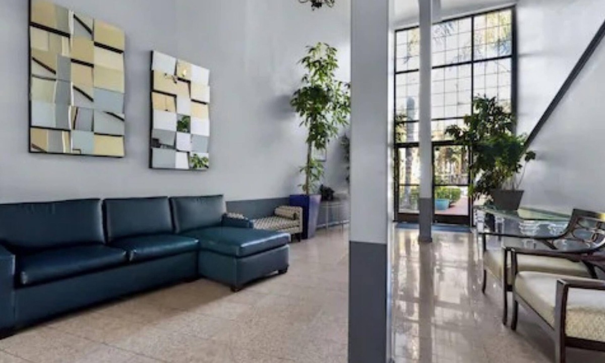 Bakersfield Hotel | SureStay by Best Western Bakersfield Central