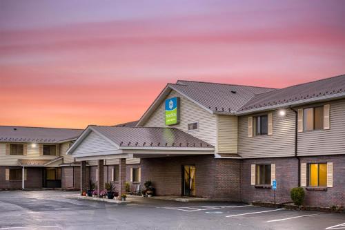 Massena Hotel | SureStay by Best Western Massena