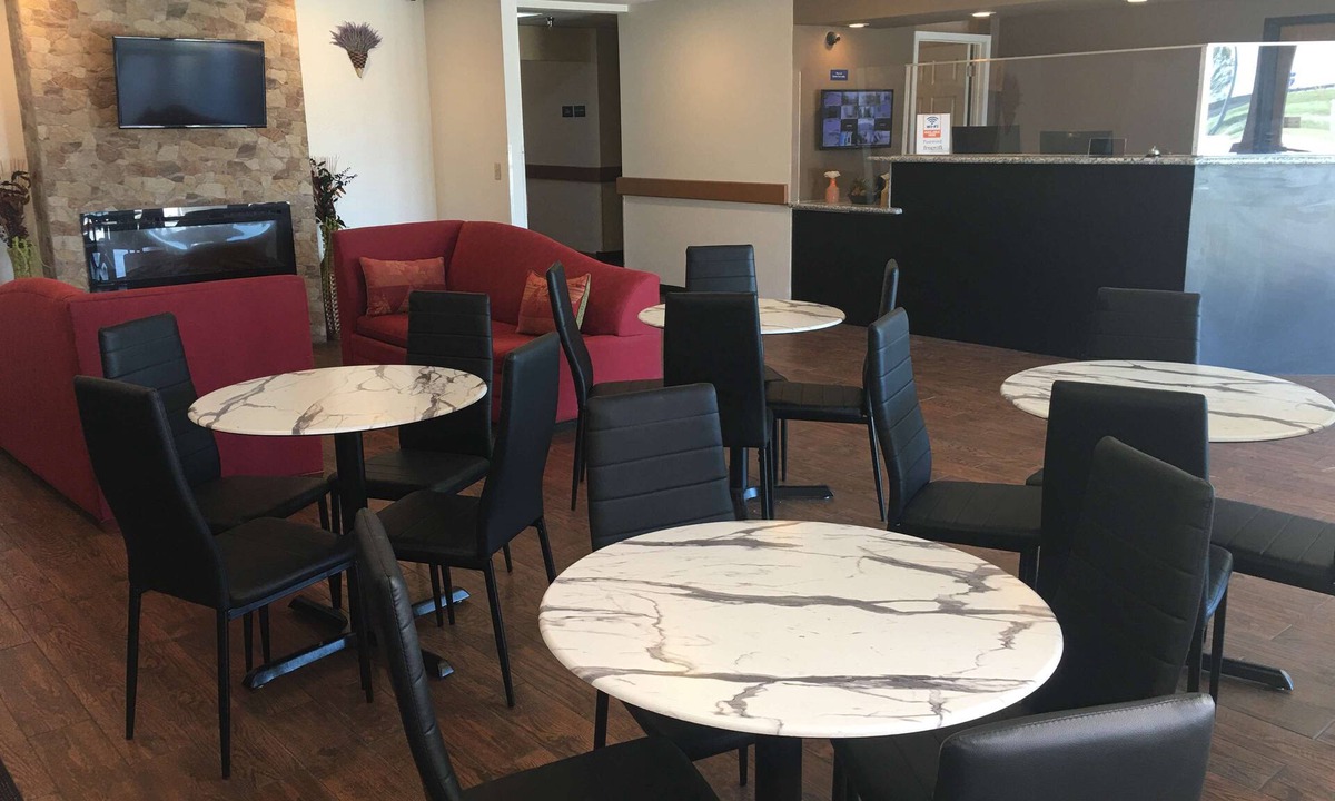 Oakland Hotel | SureStay Hotel by Best Western Weimar