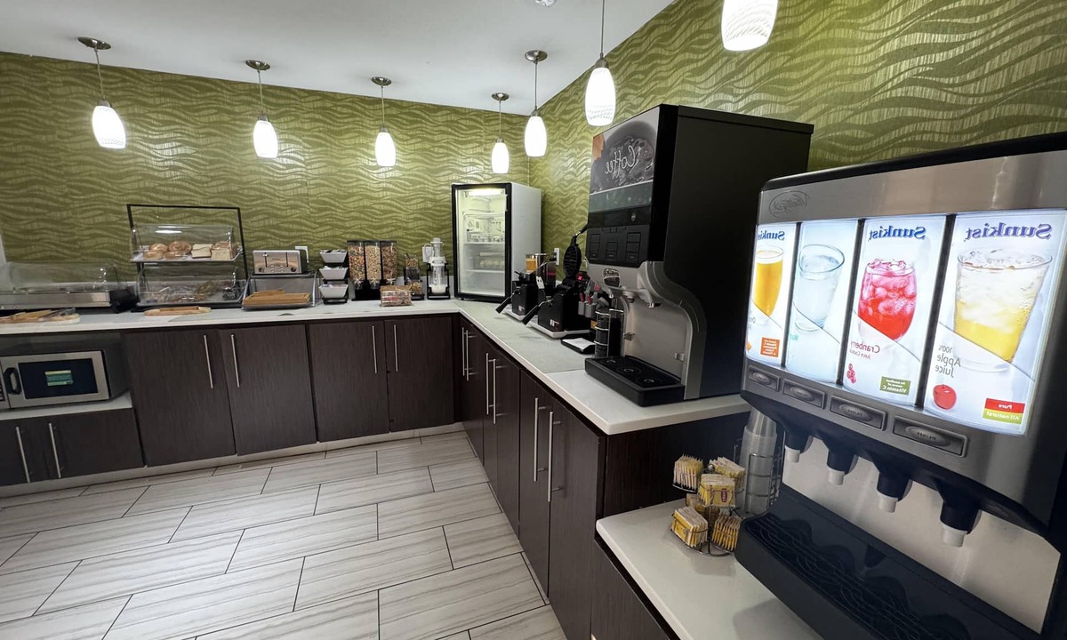 Alamogordo Hotel | SureStay Plus by Best Western Alamogordo White Sands