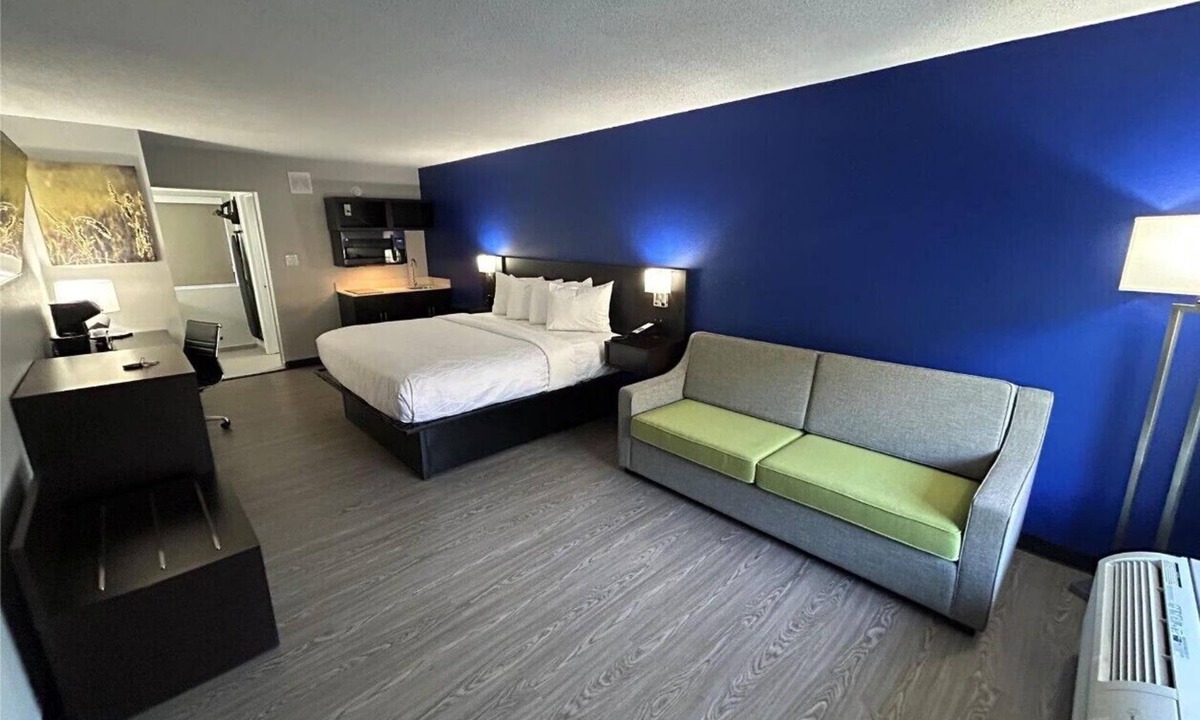 Rowland Hotel | SureStay Studio by Best Western Rowland