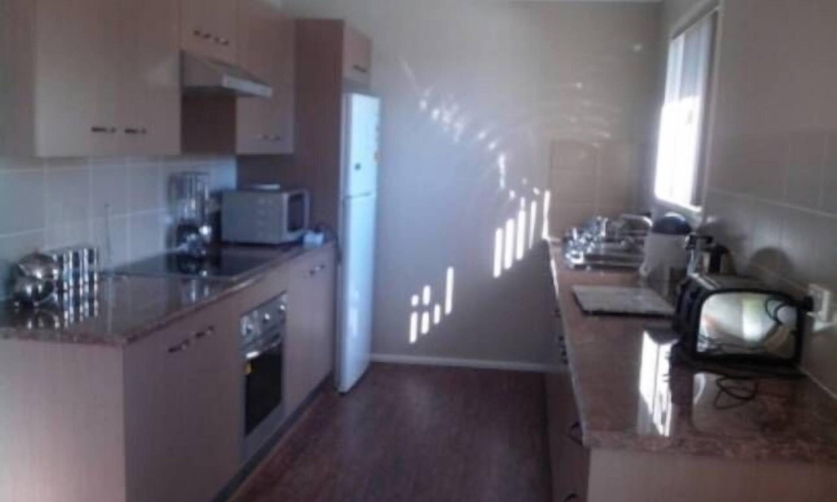 Nowra House | Surf Mist.