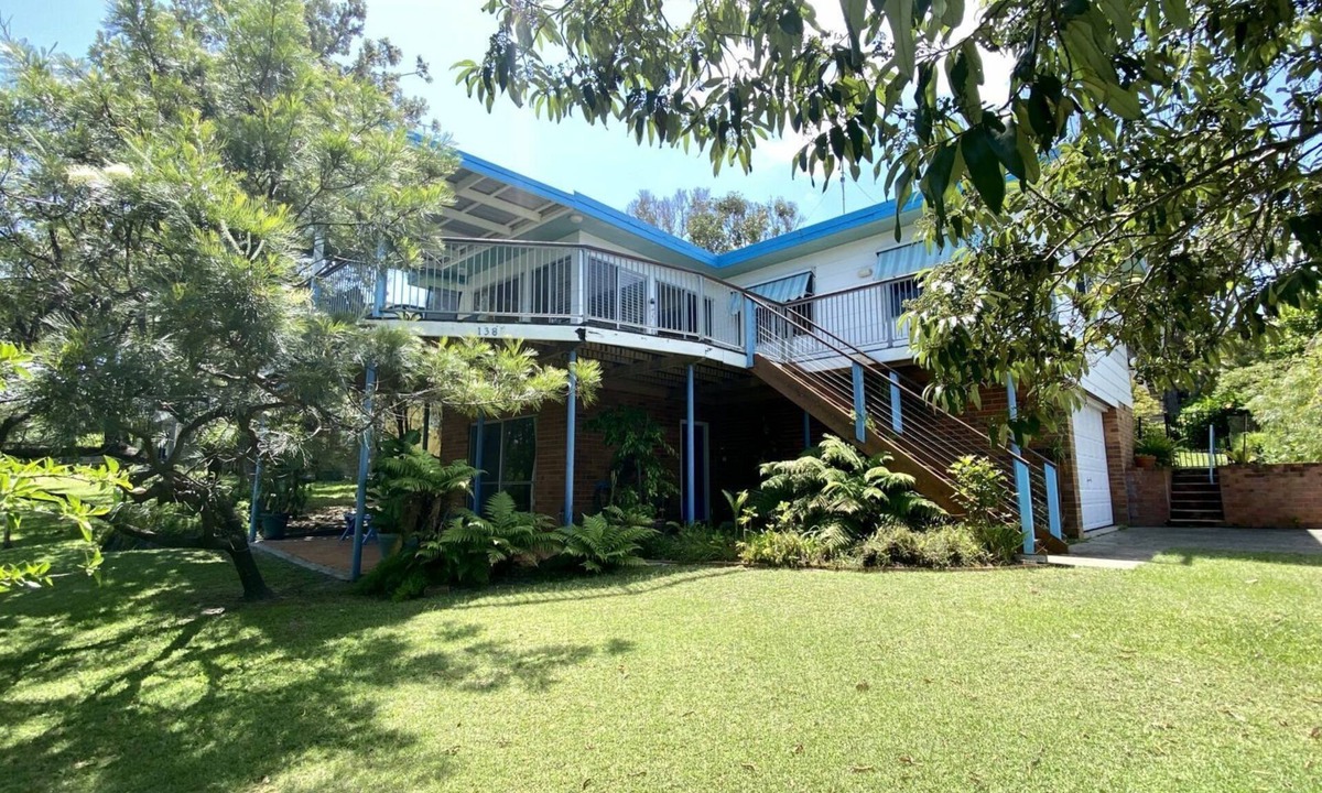 Camden Head House | Surf n View - location and views