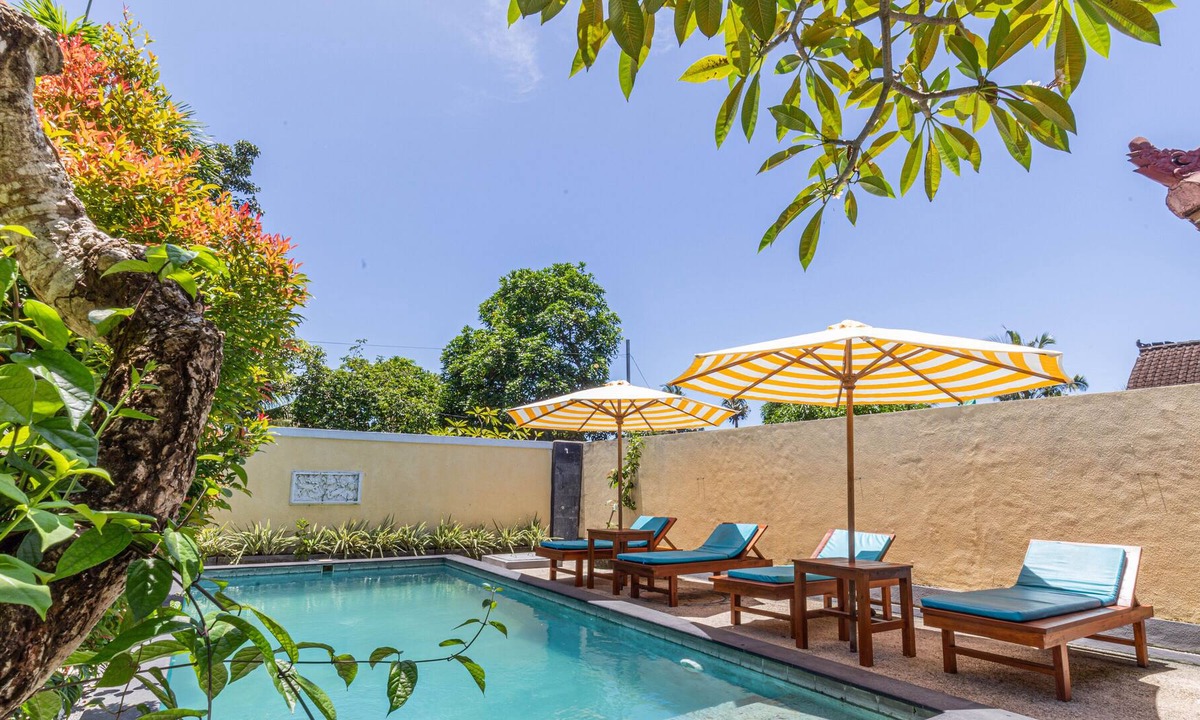 Pulukan House | Surf Retreat Villa Sari Bali