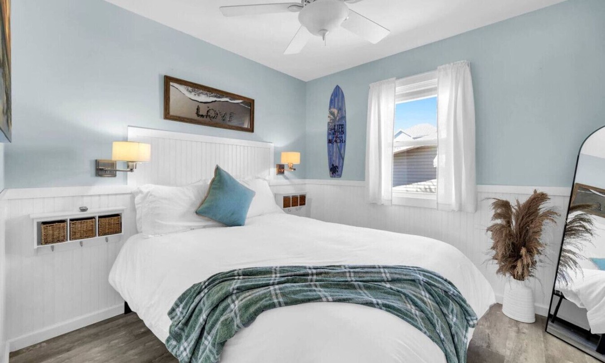 West Panama City Beach Apartment | Surf Shack-2 Blocks to the Beach!