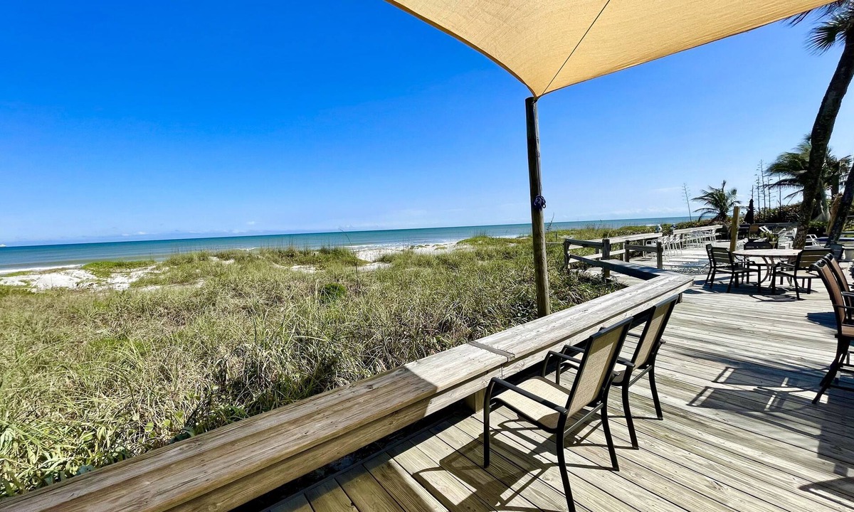 Cocoa Beach Hotel | Surf Studio Beach Resort