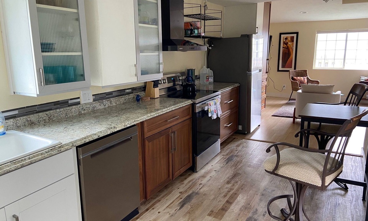 Agate Beach Apartment | Surfer's Getaway